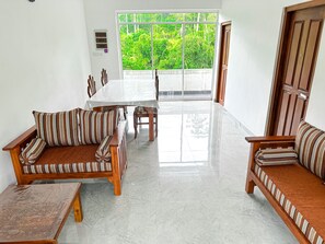 Living area - Heaven Hills Guest House (Maskeliya)