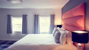 Deluxe Double Room | Premium bedding, desk, rollaway beds, free WiFi