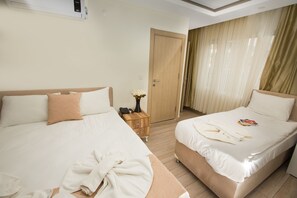 Deluxe Triple Family Room - Palazzo Old City Hotel & Spa (Istanbul)