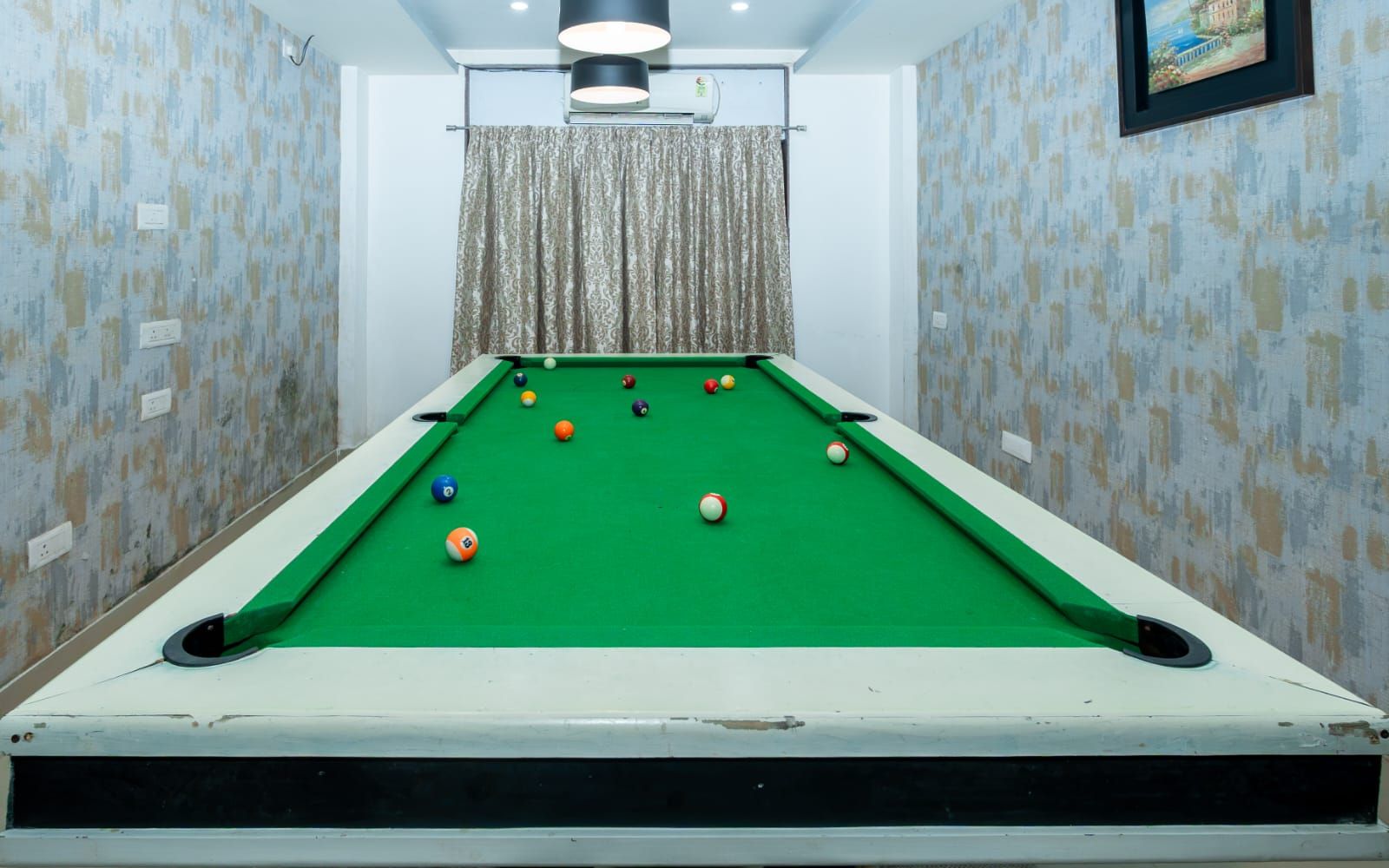 Game room