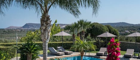 Alberca al aire libre