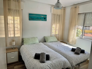 1 bedroom, free WiFi, bed sheets - Rojales Golf view! (Rojales)