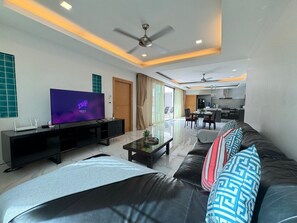 TV, DVD player