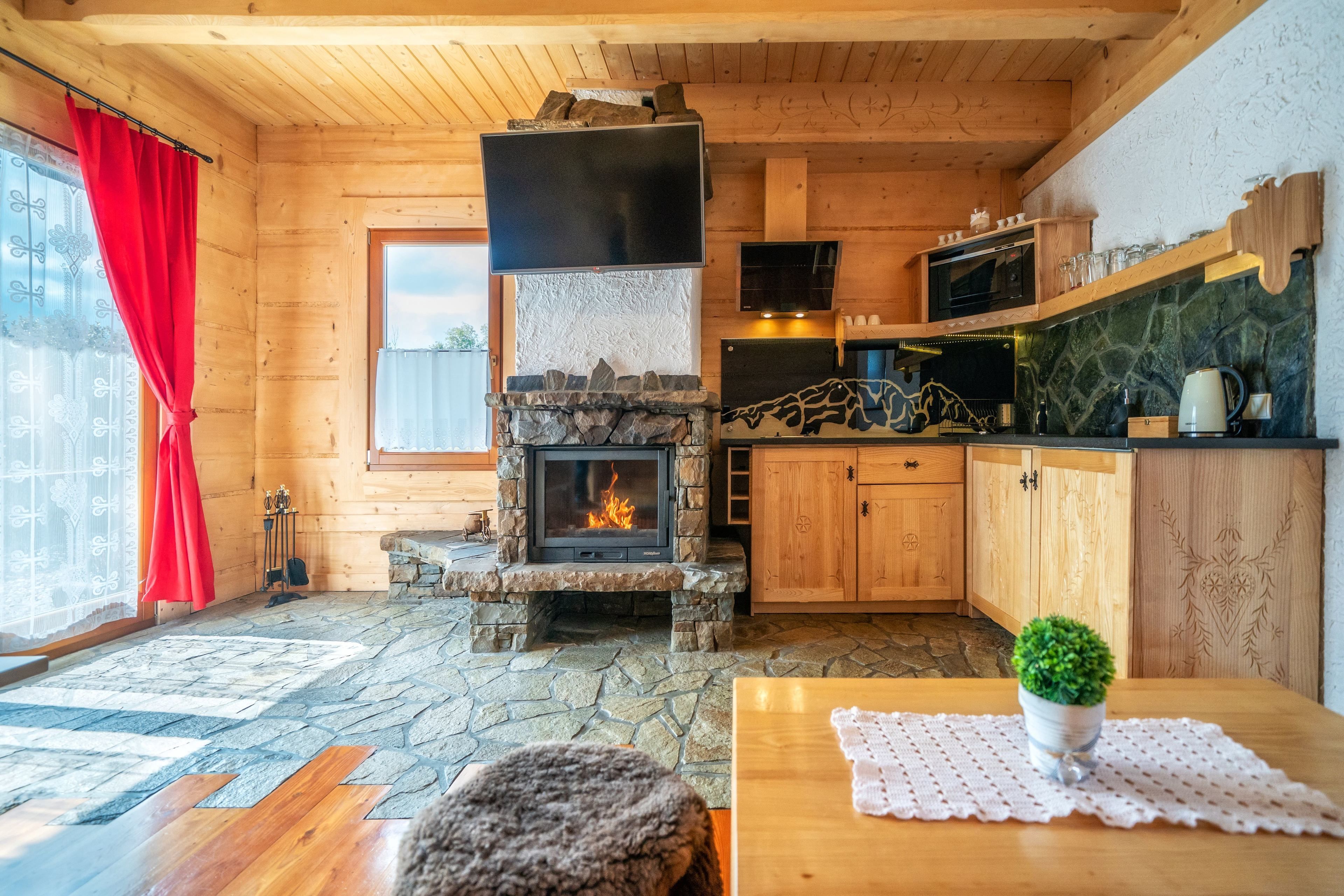 木屋, 多张床, 无烟房, 壁炉 | 起居区 | 平板电视、壁炉