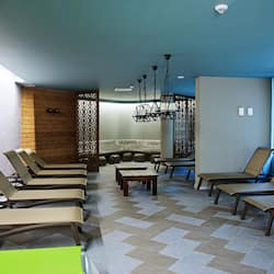 Sauna, hot tub, steam room, hot springs/mineral springs