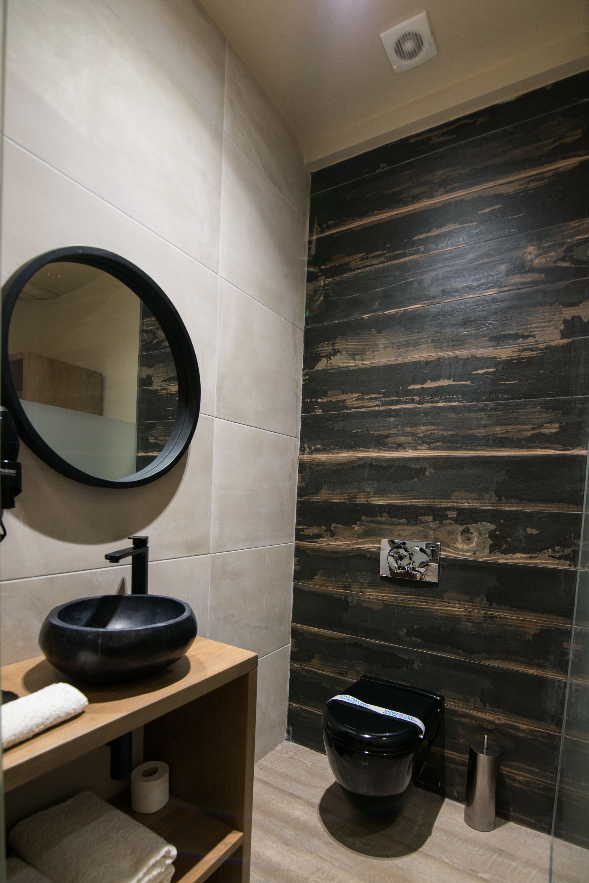 signature suite | bathroom | shower, free toiletries, hair dryer, slippers