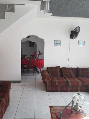 Àrea amb seients del vestíbul