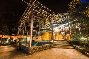 Uklassifisert bilde, 3 av 43, knapp