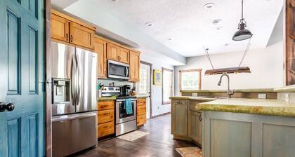 Big Woods: capacidad para 16 personas, junto a la marina, junto a la piscina, el río Roaring y Table Rock