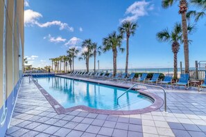 Outdoor pool, a heated pool
