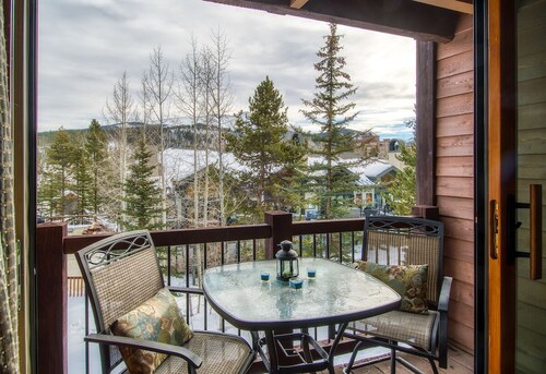 Sundowner Last Run Condo: Ski-In, 2 Blocks To Main St