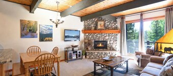 Sundowner Last Run Condo: Ski-In, 2 Blocks To Main St