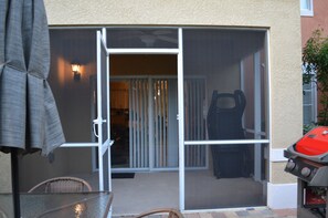 Condo superluxo, várias camas, para não fumantes, vista para o jardim | Vista da sacada