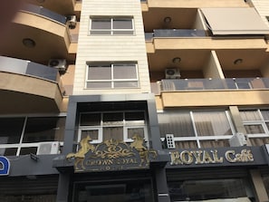 Entrada al alojamiento