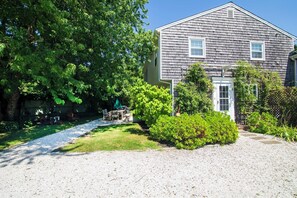 Exterior - Walk to Nauset Beach NEW AC System! (Orleans)