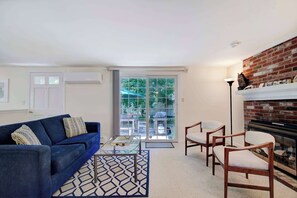 TV, offices - Walk to Nauset Beach Central AC System! (Orleans)