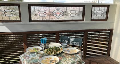 Funky 50's beach house