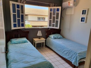 4 Schlafzimmer, Bügeleisen/Bügelbrett, WLAN