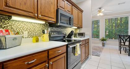 Awesome Decorated Lovely, Spacious Townhome by Isabella Golf Course!