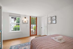 3 室のベッドルーム、アイロン / アイロン台、WiFi、ベッドシーツ
