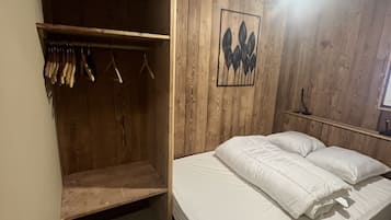 2 makuuhuonetta, Wi-Fi, vuodevaatteet