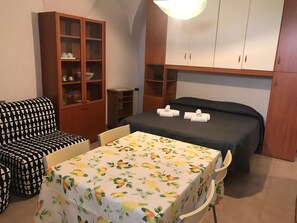 1 bedroom, in-room safe, WiFi, bed sheets - RESIDENCE IN THE OTTOCENTESCO VILLAGE (Vieste)