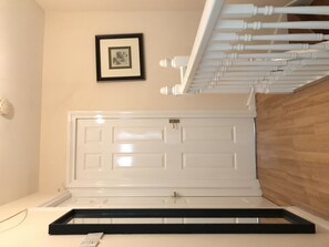 Interior - 3 bedroom Peckham high street (London)