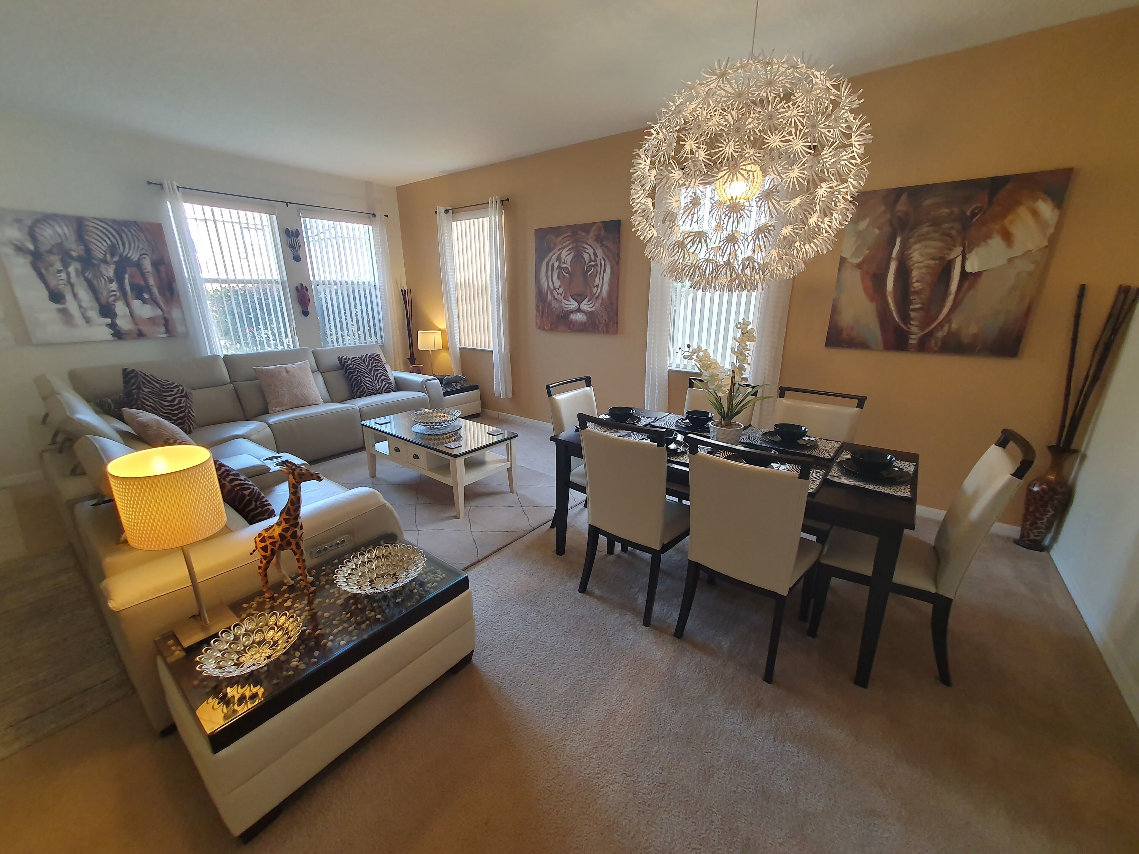 リビング エリア