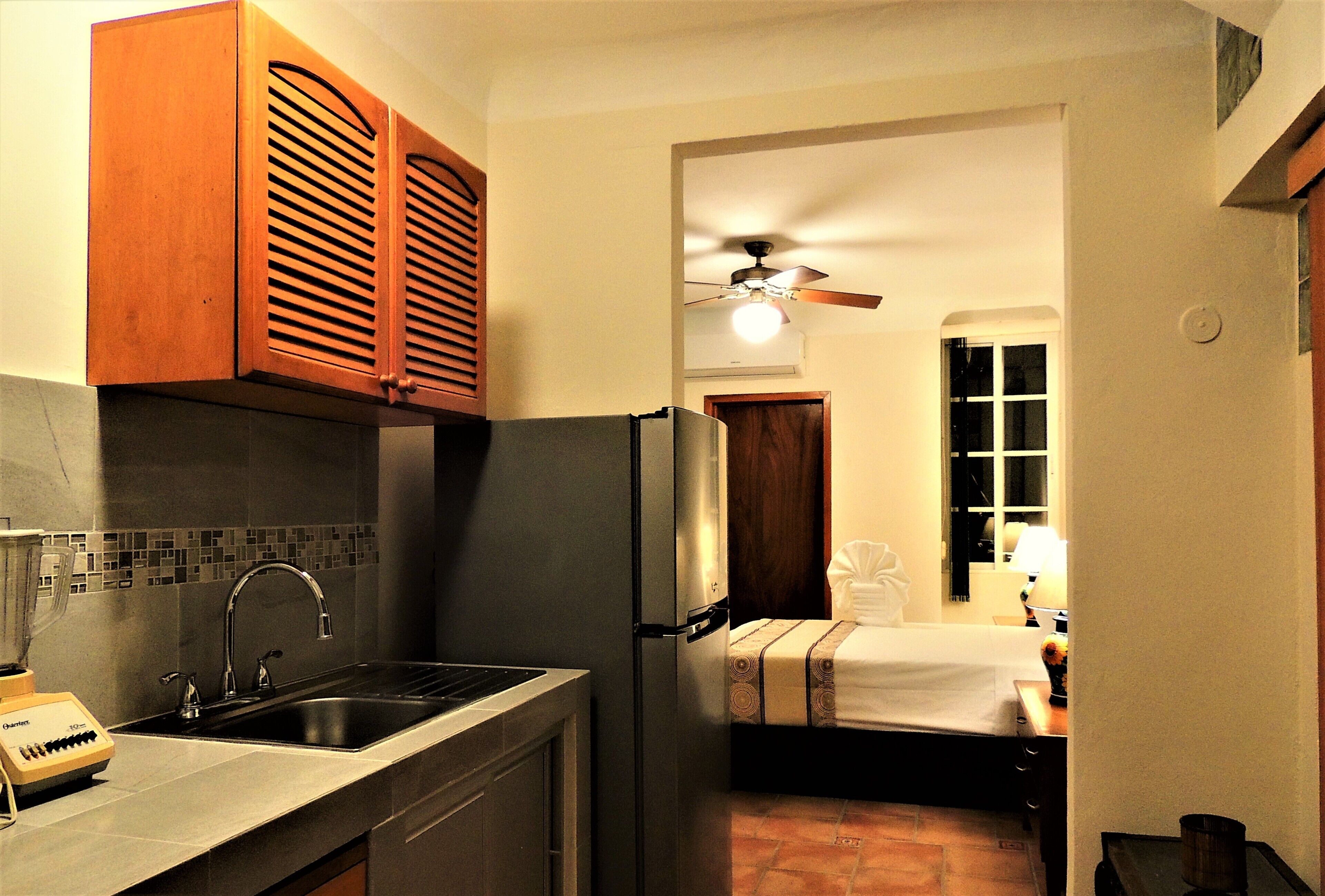 Fridge, microwave, coffee/tea maker, toaster