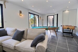 Game room