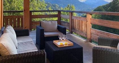 Chalet 12 Personen komfortabel mit herrlichem Blick