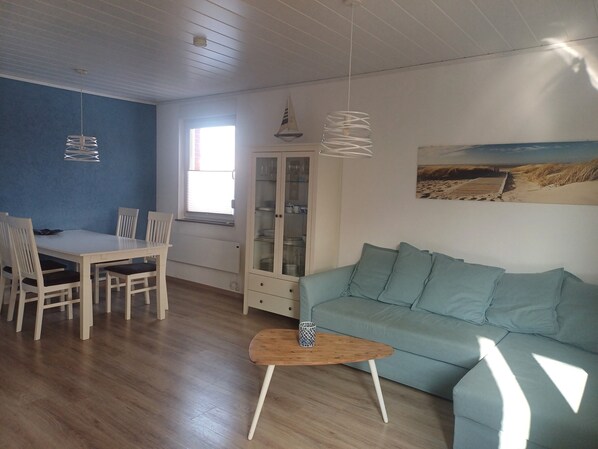 Televisión, libros y estéreo 