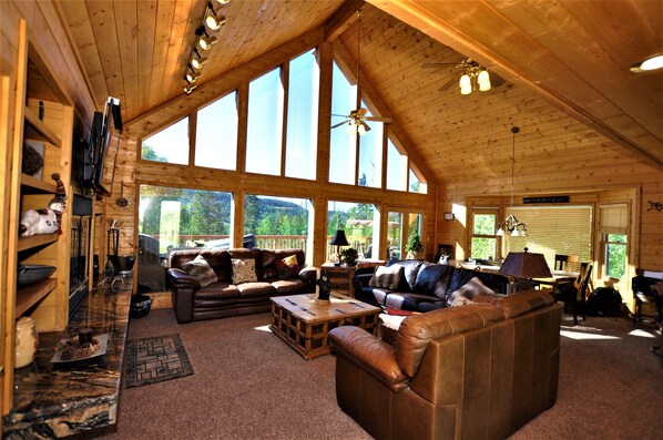 Smart TV, fireplace, video games, DVD player