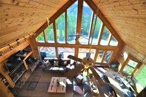 Interior - Ski In/Out cabin with best panoramic views in Brian Head. Pets Welcome! (Brian Head)