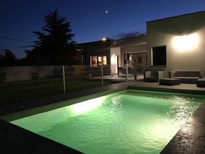 VILLA AGDE ***** CLOSE TO SEA SWIMMING POOL Heated