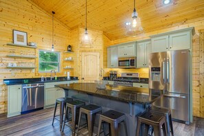 Fridge, microwave, oven, stovetop - Luxury Home in Woods w/ Easy Access to Large Private Gravel Bar on Meramec River (Steelville)