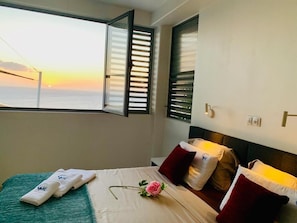 7 Schlafzimmer, Bügeleisen/Bügelbrett, Reisekinderbett, kostenloses WLAN