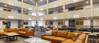 Ski In Out Condo Walk to Village