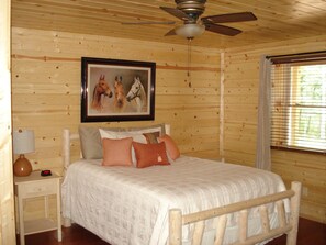 6 Schlafzimmer, Reisekinderbett, kostenloses WLAN, Bettwäsche
