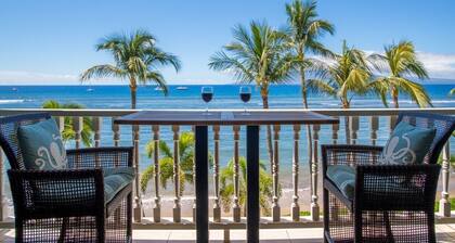 Romantic Oceanfront Condo at Lahaina Shores with Sweeping Ocean Views