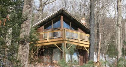 Gore Mountain Chalet - Moments From Adventure! (Ski, Hike, Explore)
