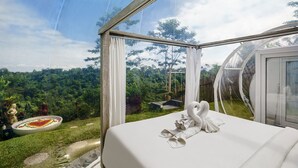 ดีลักซ์เต็นท์, อ่างอาบน้ำ, ติดสวน | วิวจากห้องพัก
