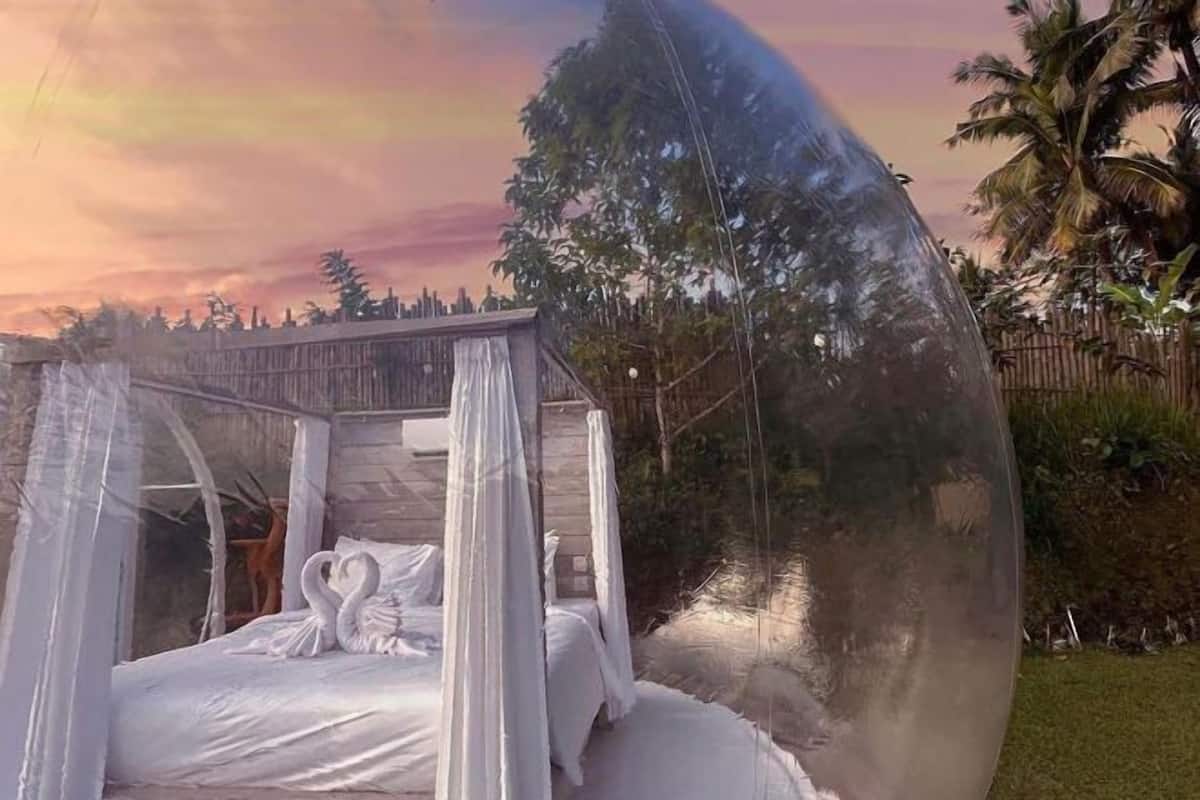 1 bedroom, blackout drapes, free WiFi, bed sheets