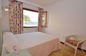 3 chambres, bureau, fer et planche à repasser, Wi-Fi gratuit