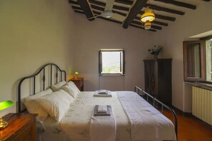 4 Schlafzimmer, kostenloses WLAN, Bettwäsche