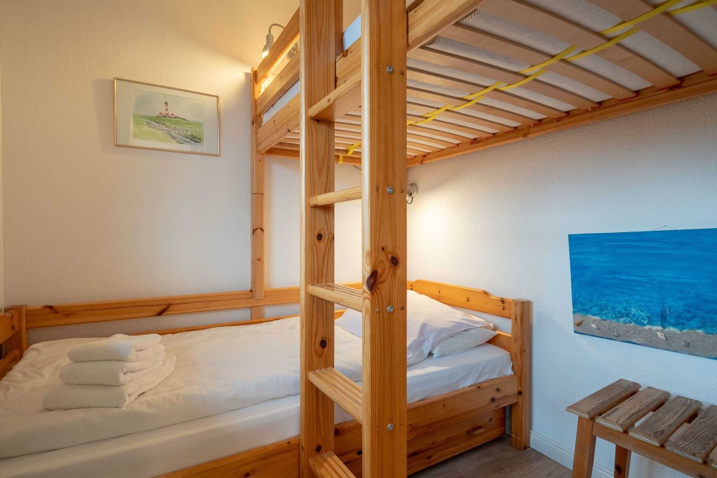 2 bedrooms, WiFi, bed sheets, wheelchair access