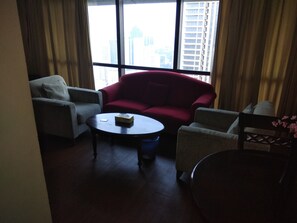 تلفزيون إل سي دي