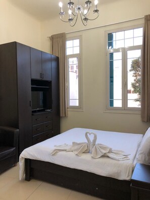Suite monolocale Deluxe, 1 camera da letto | 1 camera, ferro/asse da stiro, culle/letti per bambini (gratuiti)