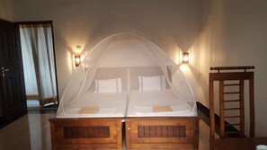 Deluxe Double Room, 2 Double Beds, Smoking | Free WiFi