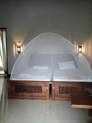 Chambre Double Deluxe, 2 lits doubles, fumeurs | Wi-Fi gratuit